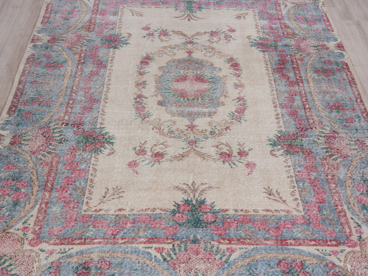 6'6" x 9'10" Vintage Turkish Area Rug