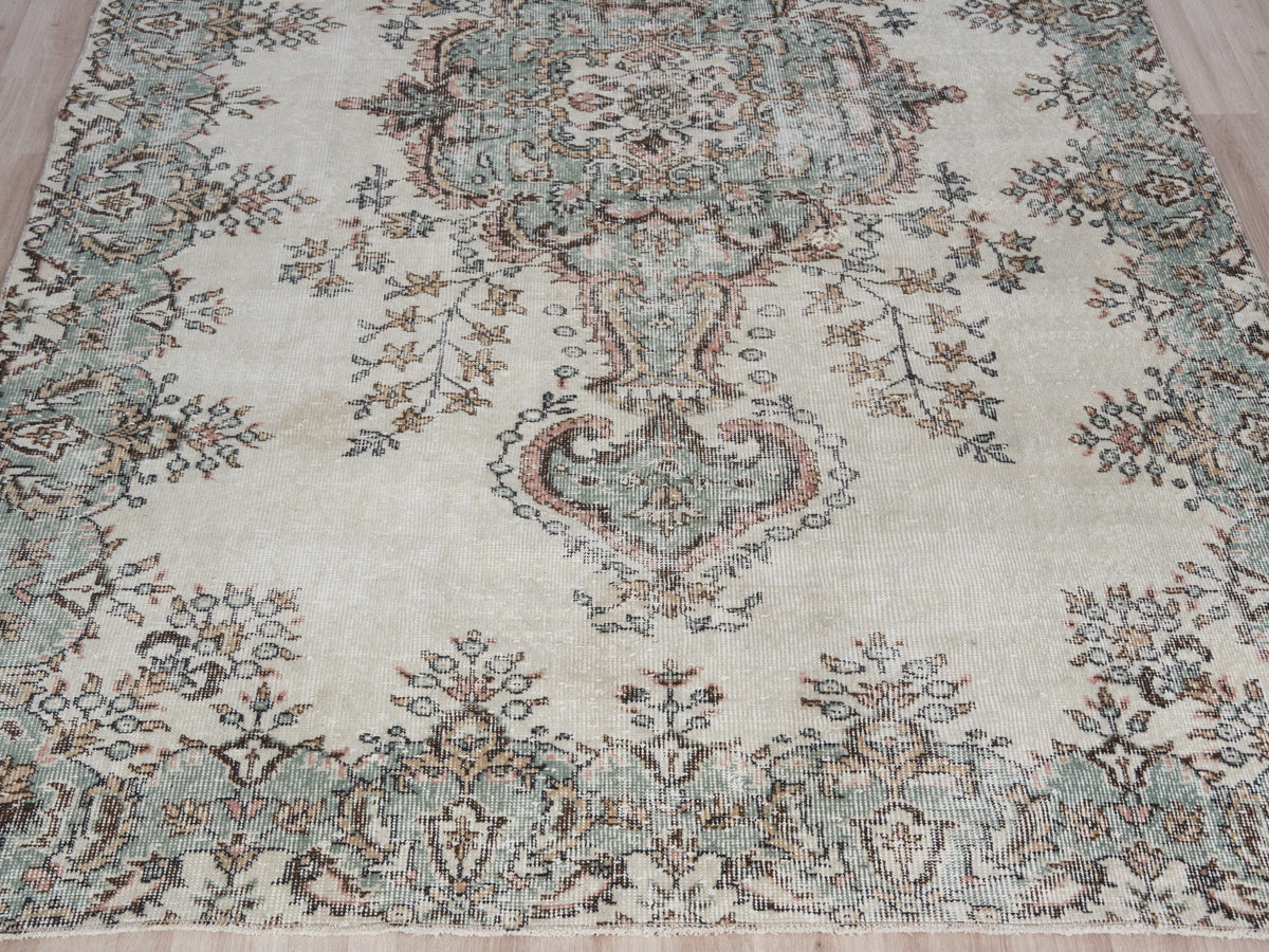 6'4" x 10'4" Neutral Vintage Turkish Large Rug