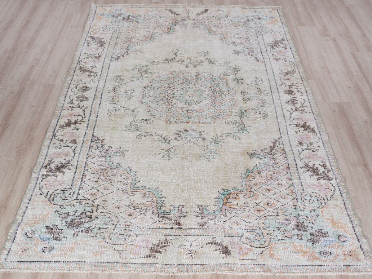 6' x 10' Vintage Turkish Hand-Knotted Area Rug