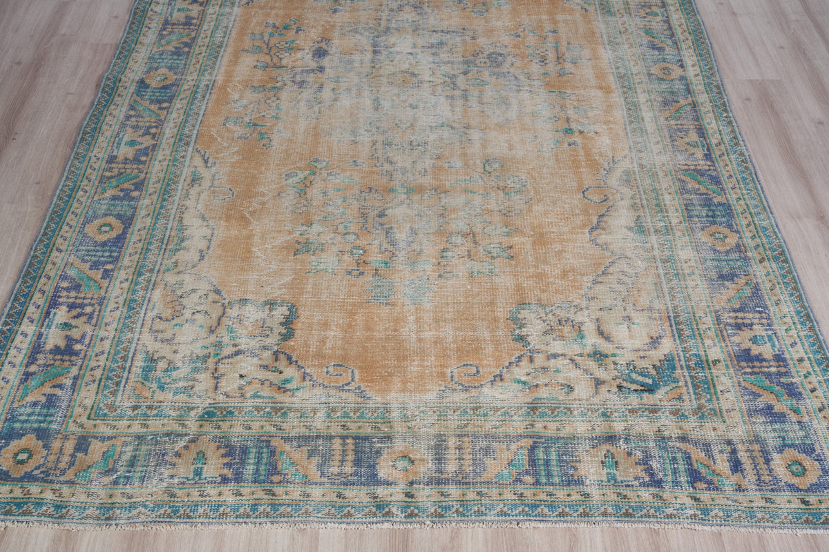 6'5" x 10'4" Hand-Knotted Vintage Turkish Large Rug