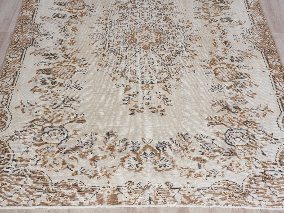 6' x 9'1" Neutral Vintage Turkish Area Rug