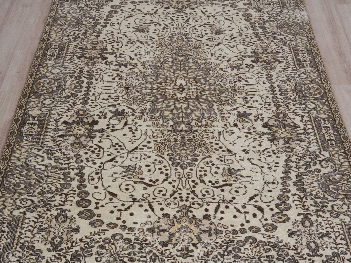 5'5" x 8'10" Vintage Neutral Hand-Knotted Turkish Rug