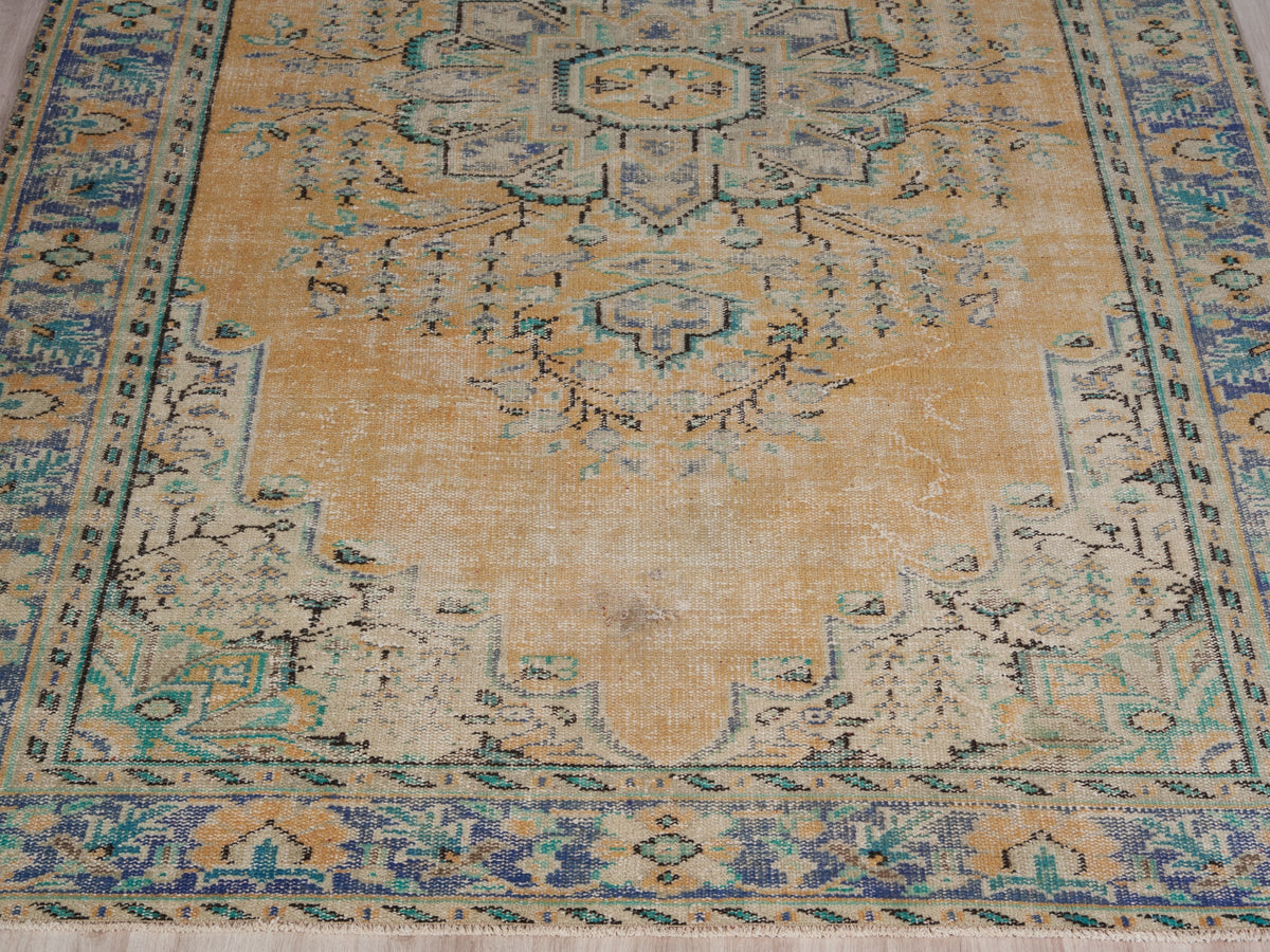 6'5" x 10' Vintage Turkish Area Rug