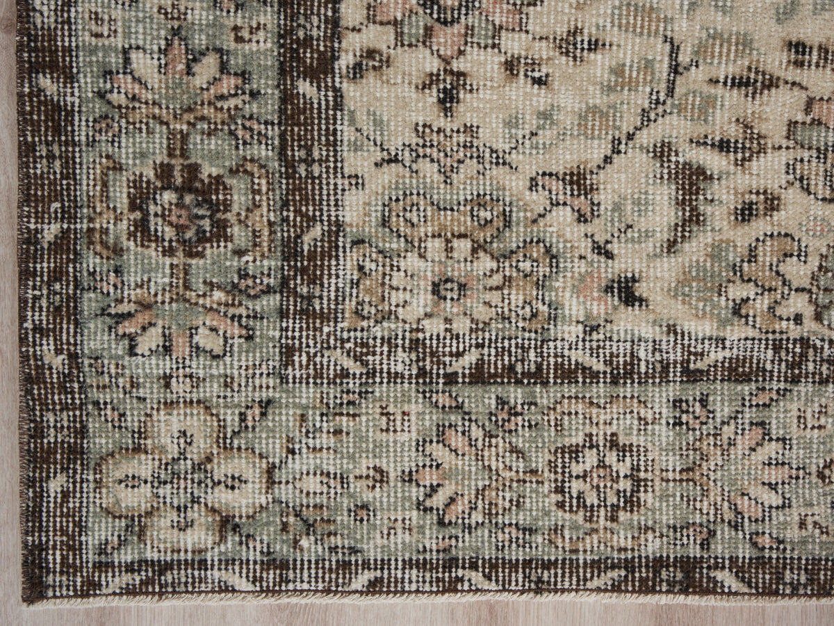 6'2" x 9'9" Neutral Vintage Turkish Large Rug