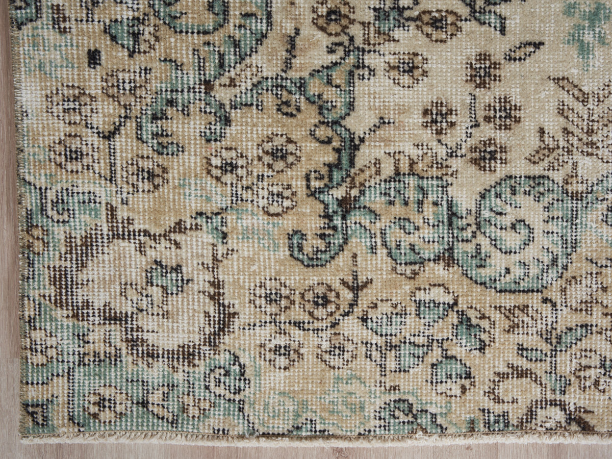 5'5" x 9'5" Neutral Vintage Turkish Area Rug