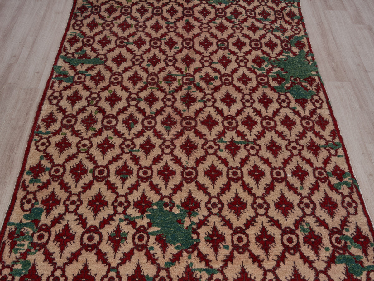 5'9" x 10'3" Vintage Turkish Handmade Rug