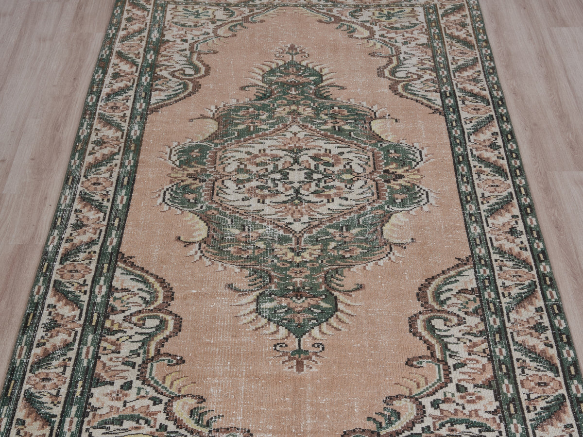 5'1" x 8'2" Vintage Turkish Scatter Rug