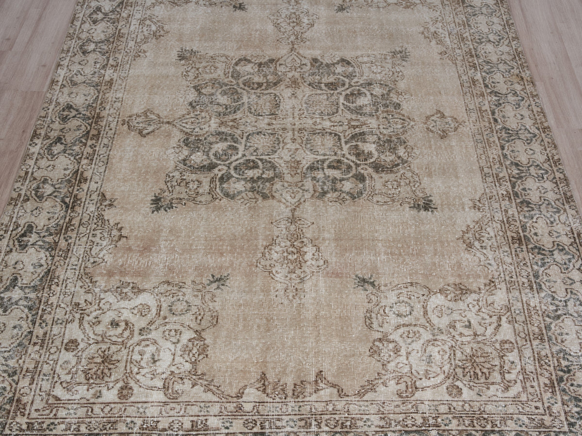 6'4" x 10' Neutral Vintage Turkish Area Rug