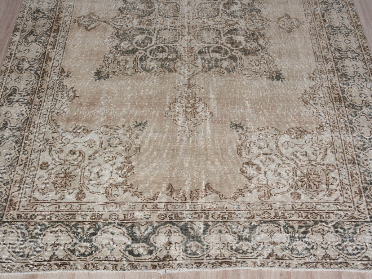 6'4" x 10' Neutral Vintage Turkish Area Rug