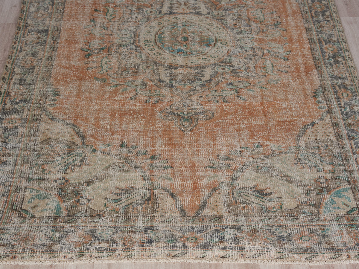 6' x 9'6" Vintage Turkish Hand-Knotted Area Rug