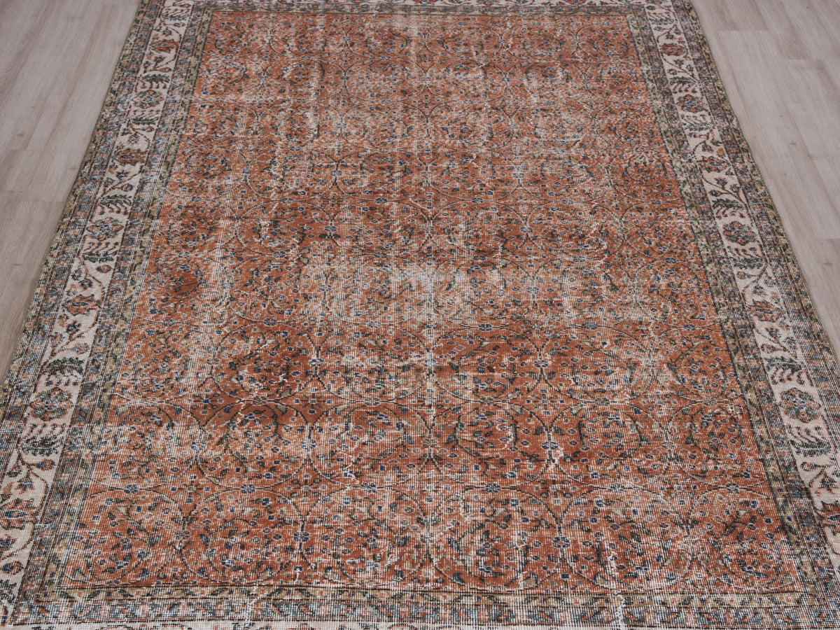 6'5" x 9'11" Hand-Knotted Vintage Large Rug