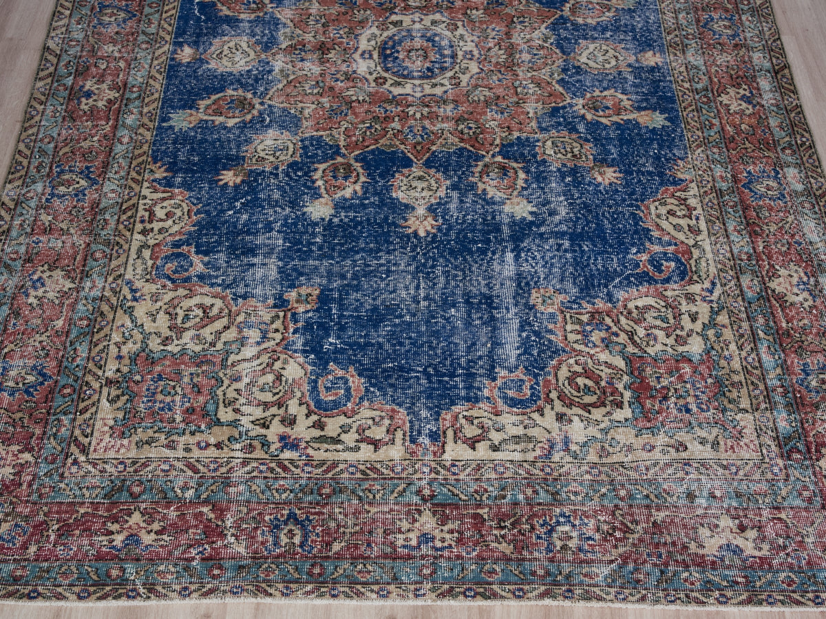 6'7" x 10'1" Hand-Knotted Vintage Turkish Large Rug