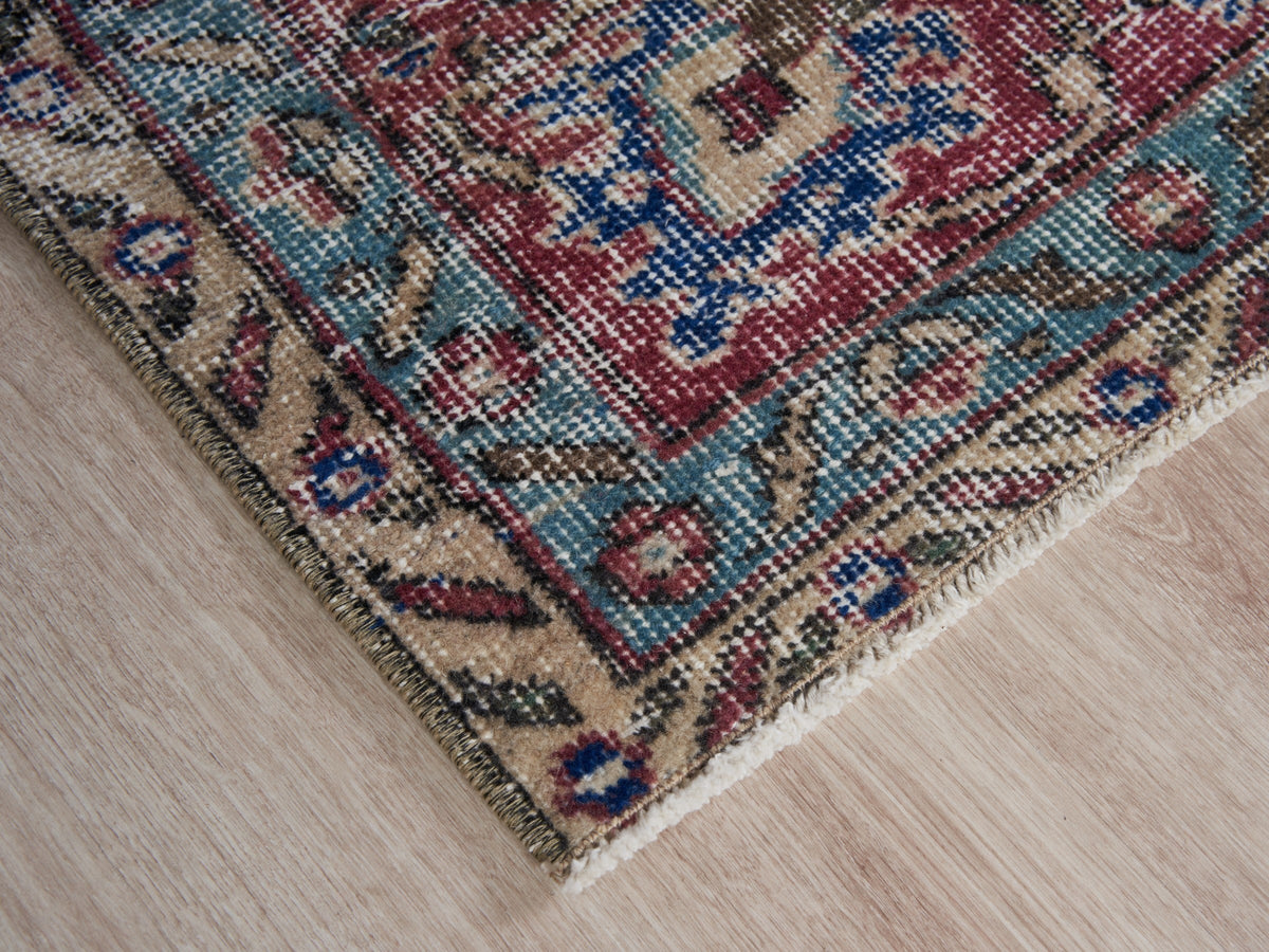 6'7" x 10'1" Hand-Knotted Vintage Turkish Large Rug