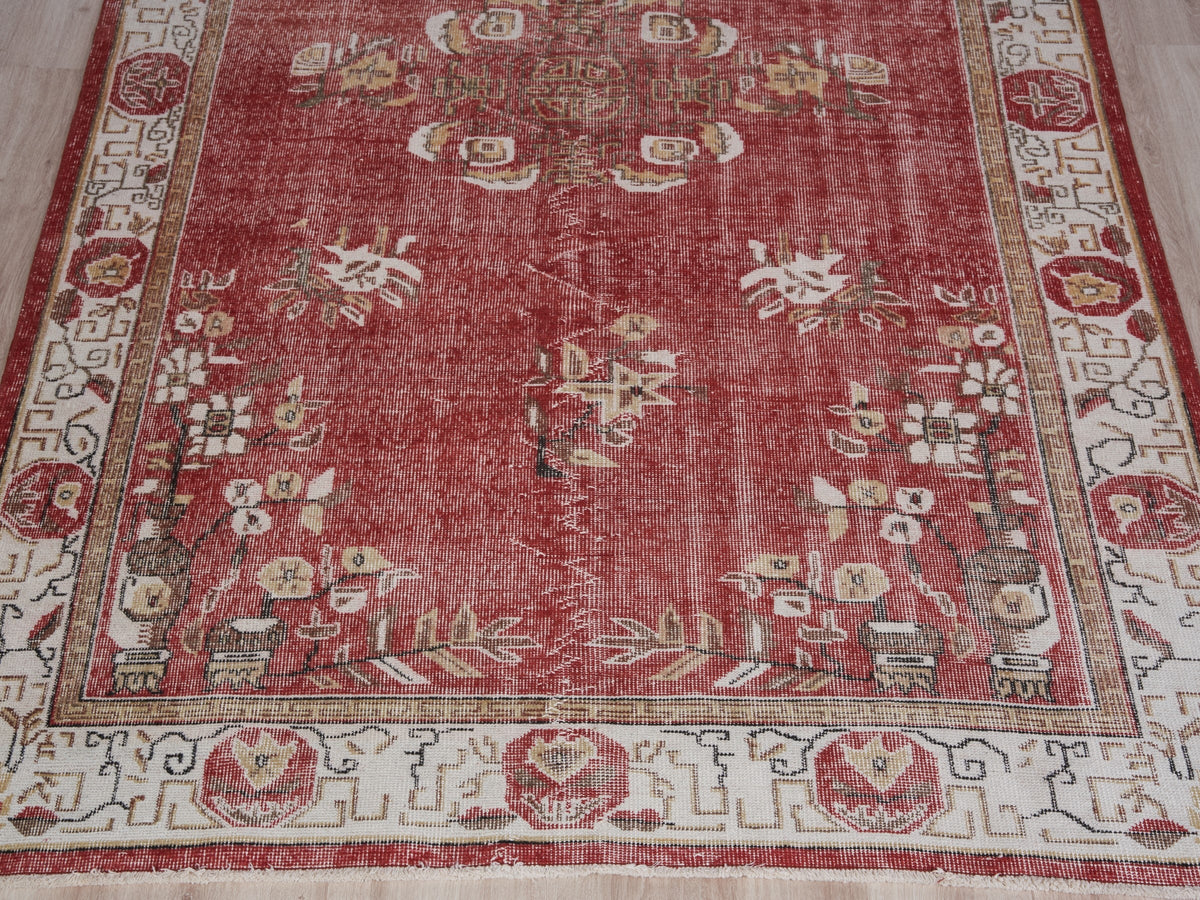 5'8" x 9'5" Vintage Red Floral Design Turkish Rug