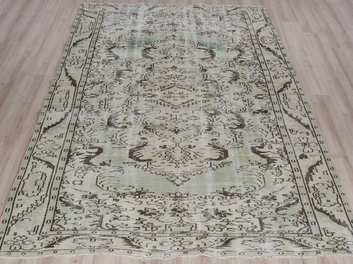 6'2" x 9'7" Vintage Turkish Area Rug