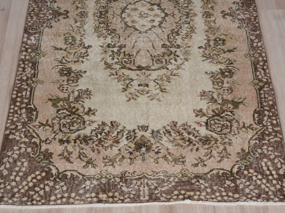 3'8" x 7'1" Neutral Vintage Turkish Scatter Rug