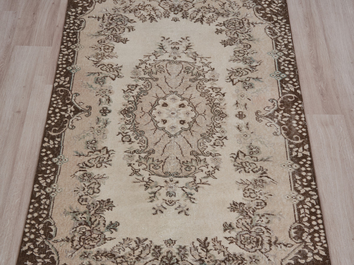 3'8" x 6'11" Neutral Vintage Turkish Scatter Rug