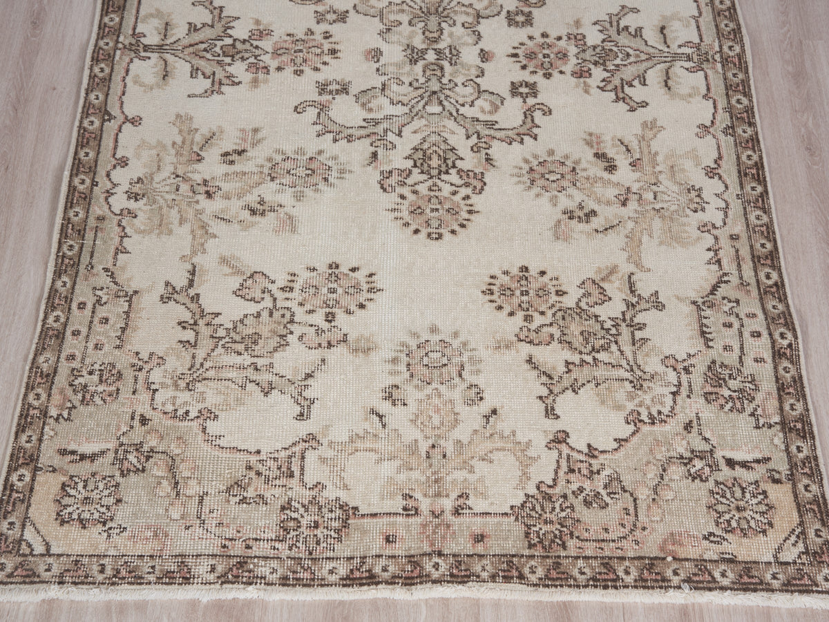 3'10" x 6'11" Neutral Handmade Vintage Rug