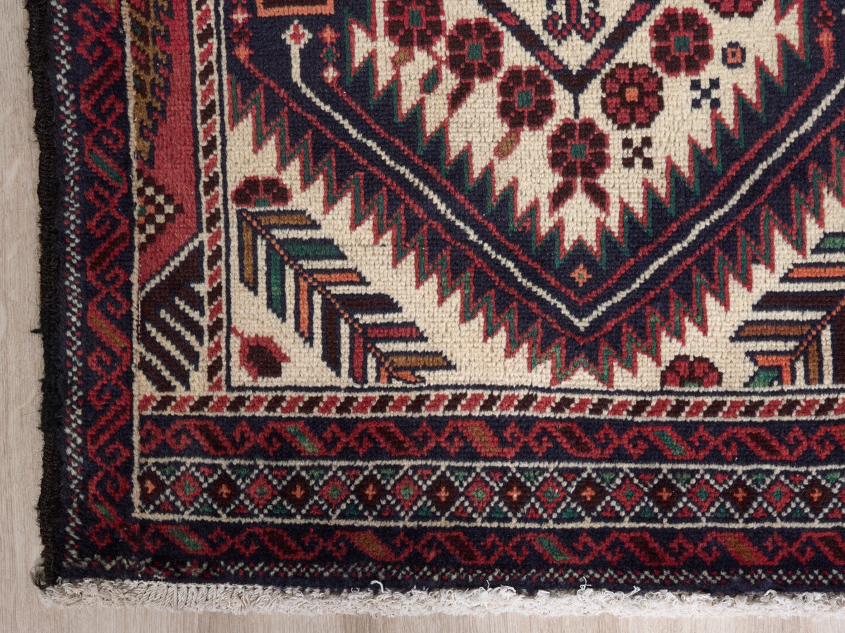 2'11" x 6'2" Small Oriental Style Rug