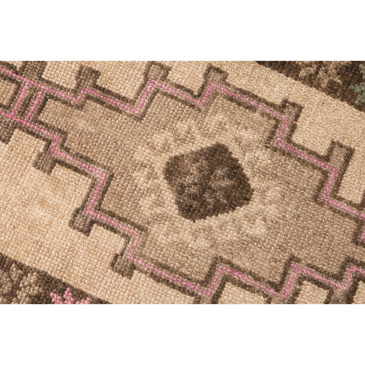 Tadebya - (1'7" x 3'2") Vintage Turkish Mini Rug