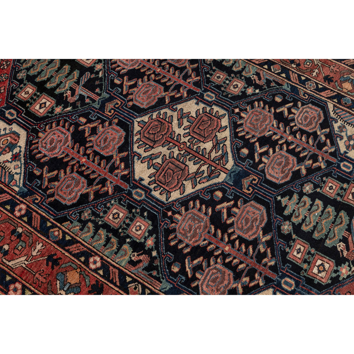 - (4'5" x 6'6") Oriental Persian Style Rug