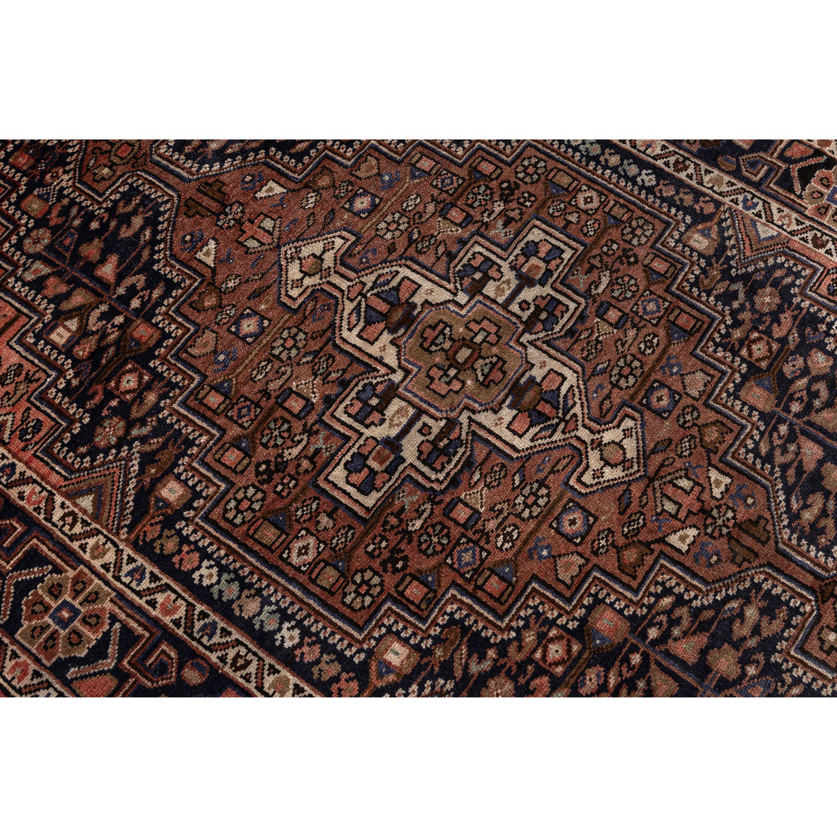 - (4'8" x 7'6") Oriental Persian Style Rug