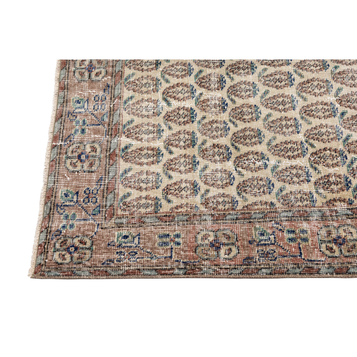 Izendy - (3'8" x 6'6") Vintage Turkish Rug