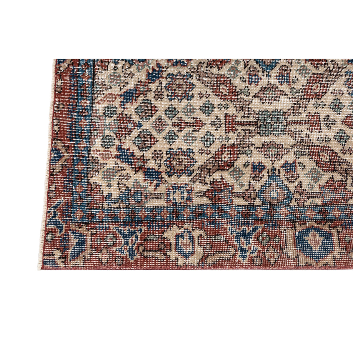 Baikonur - (3'5" x 5'5") Vintage Turkish Rug