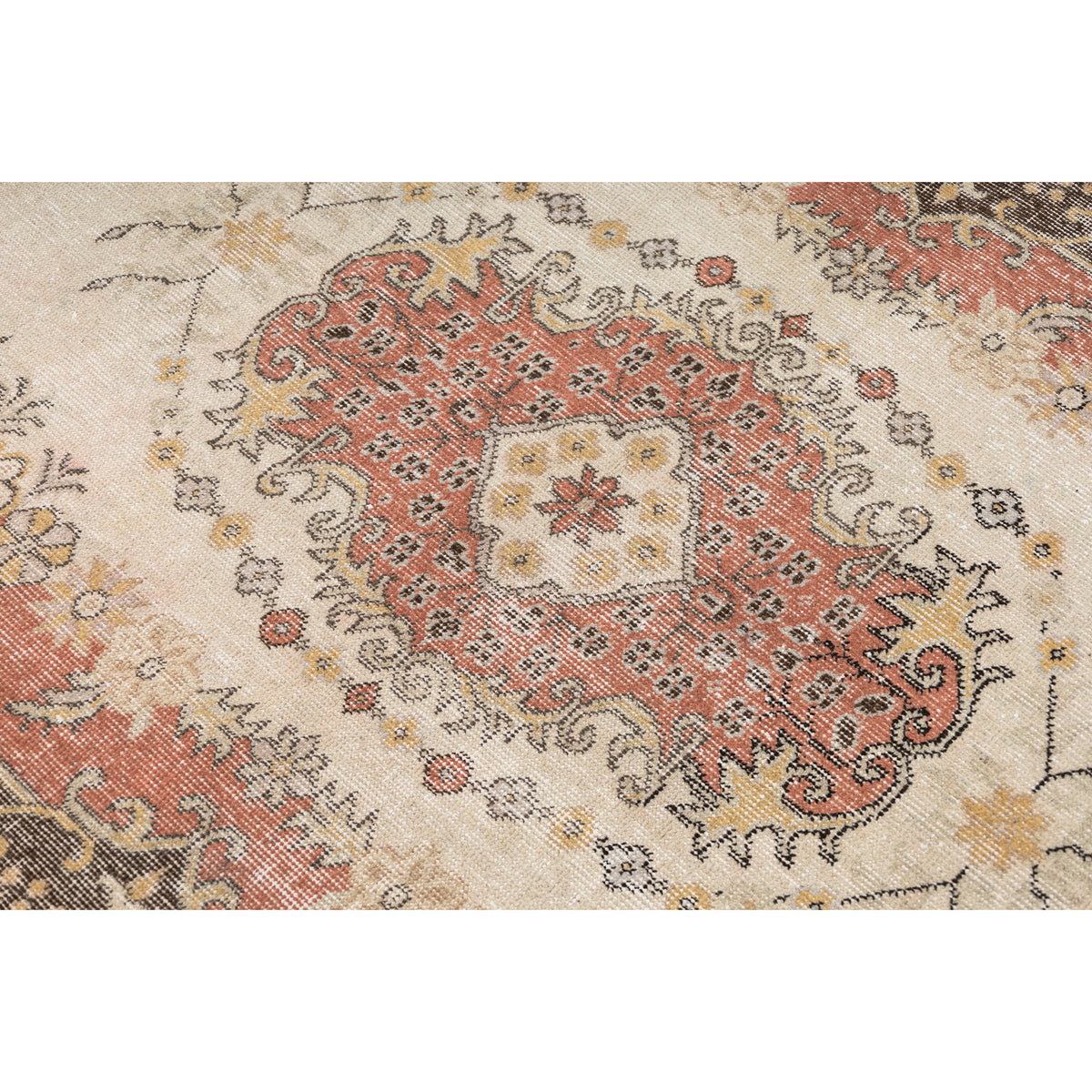 Parkhar - (3'9" x 6'10") Vintage Turkish Rug