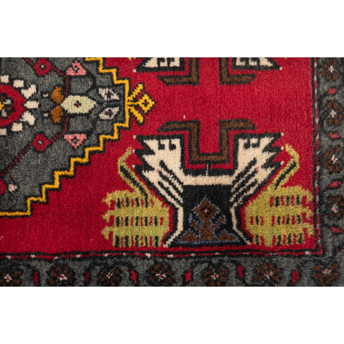 Handwoven Small Boho Turkish Entryway Rug - (1'9" x 3'4")