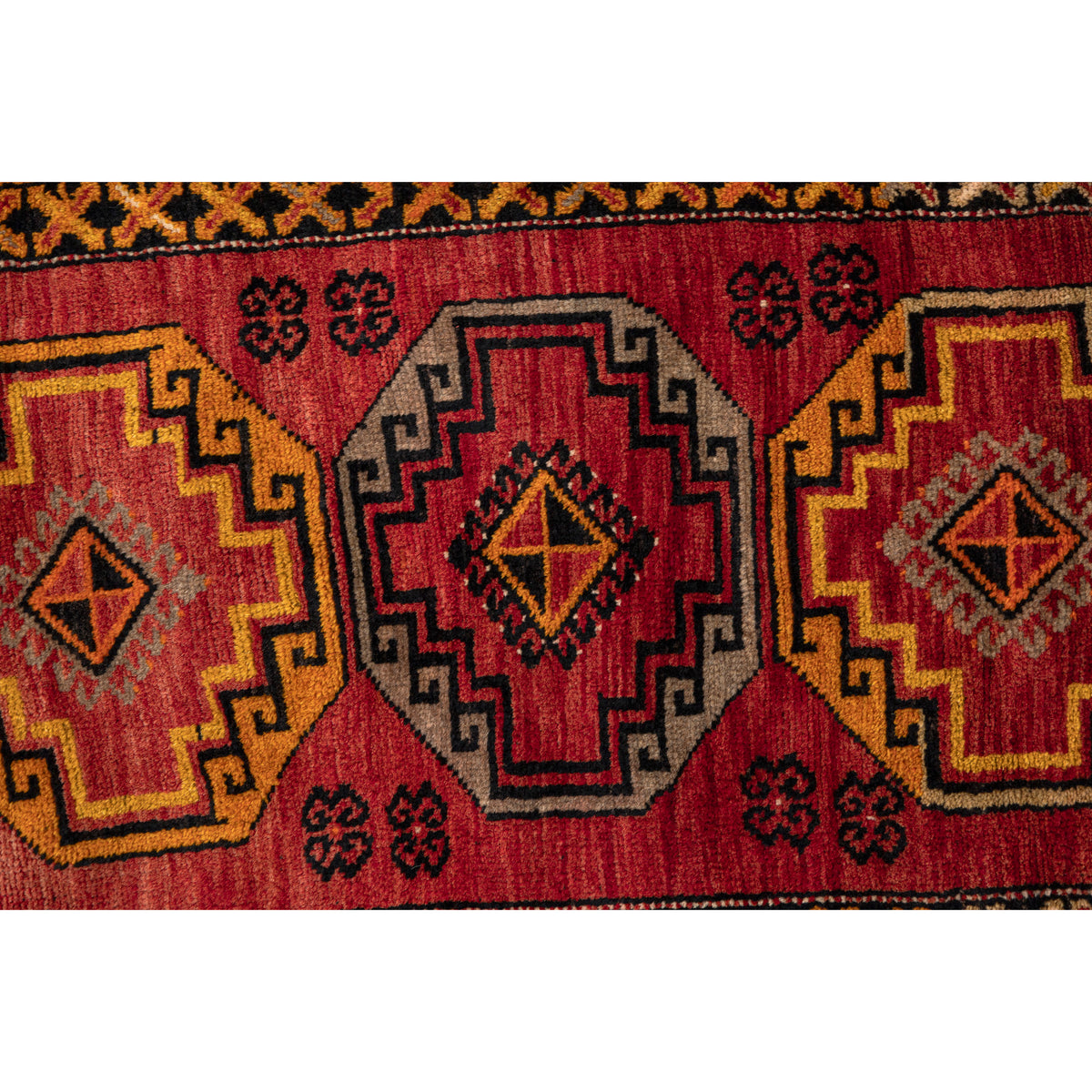 Handmade Small Boho Turkish Rug - (1'10" x 3'3")