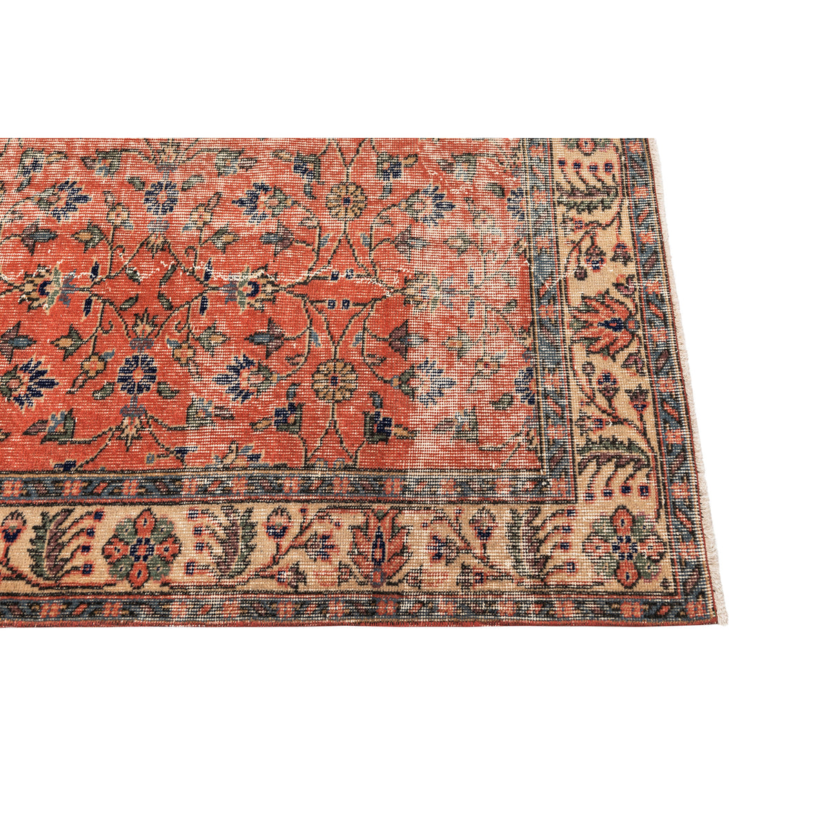 Tynda - (5'5'' x 8'7'') Vintage Turkish Rug