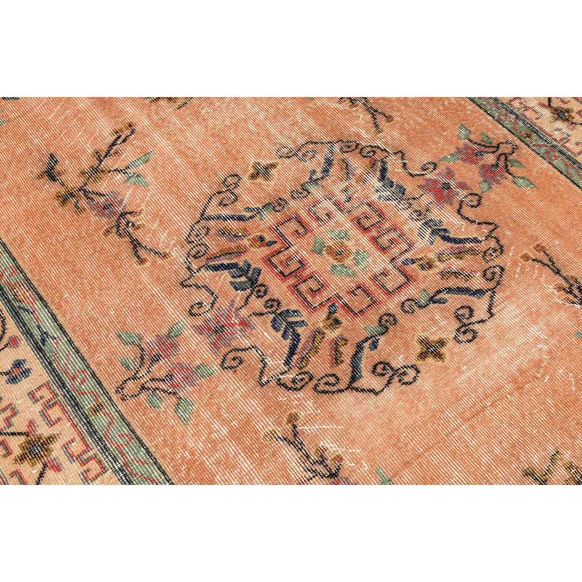 Bazyany - (5' x 9'3'') Vintage Turkish Rug