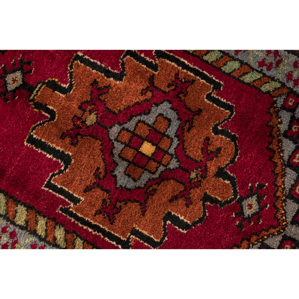 Dahchin - (2' x 3'1") Vintage Turkish Rug