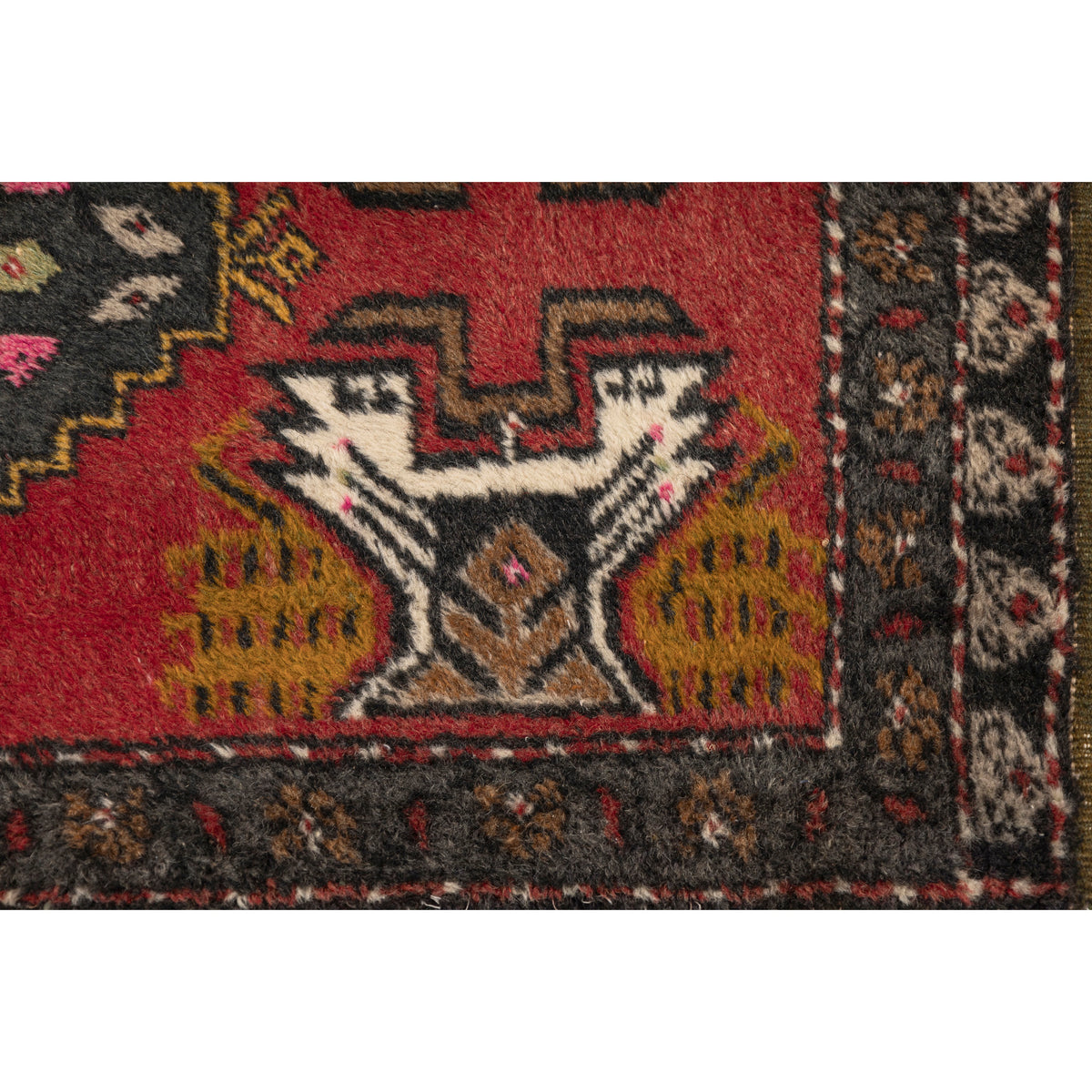 Hamsan - (1'9" x 3'6") Vintage Turkish Rug