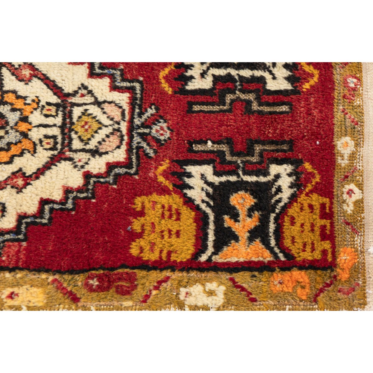 Ashaghi - (1'6" x 2'10") Vintage Turkish Rug