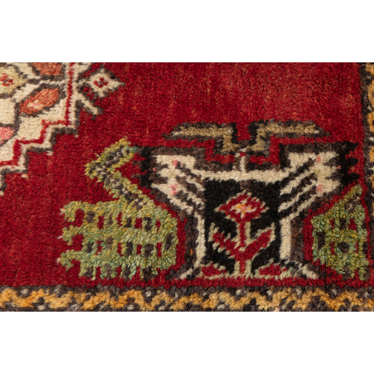 Lokbath - (1'7" x 3'1") Vintage Turkish Rug