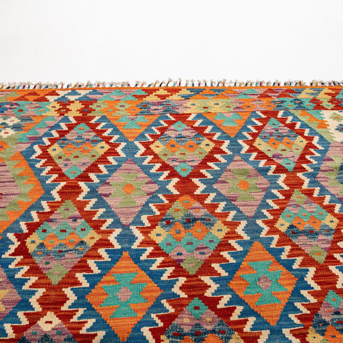 - (5'2'' x 6'4'') Vintage Turkish Kilim