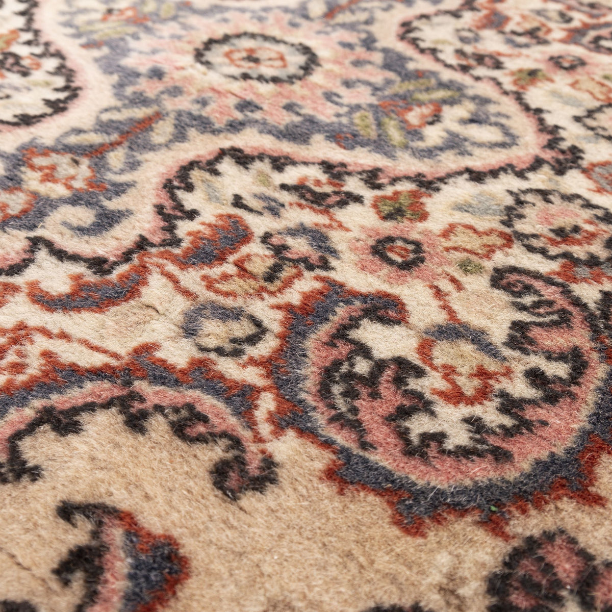 Kashgar - (5'1" x 7'11") Oriental Turkish Rug