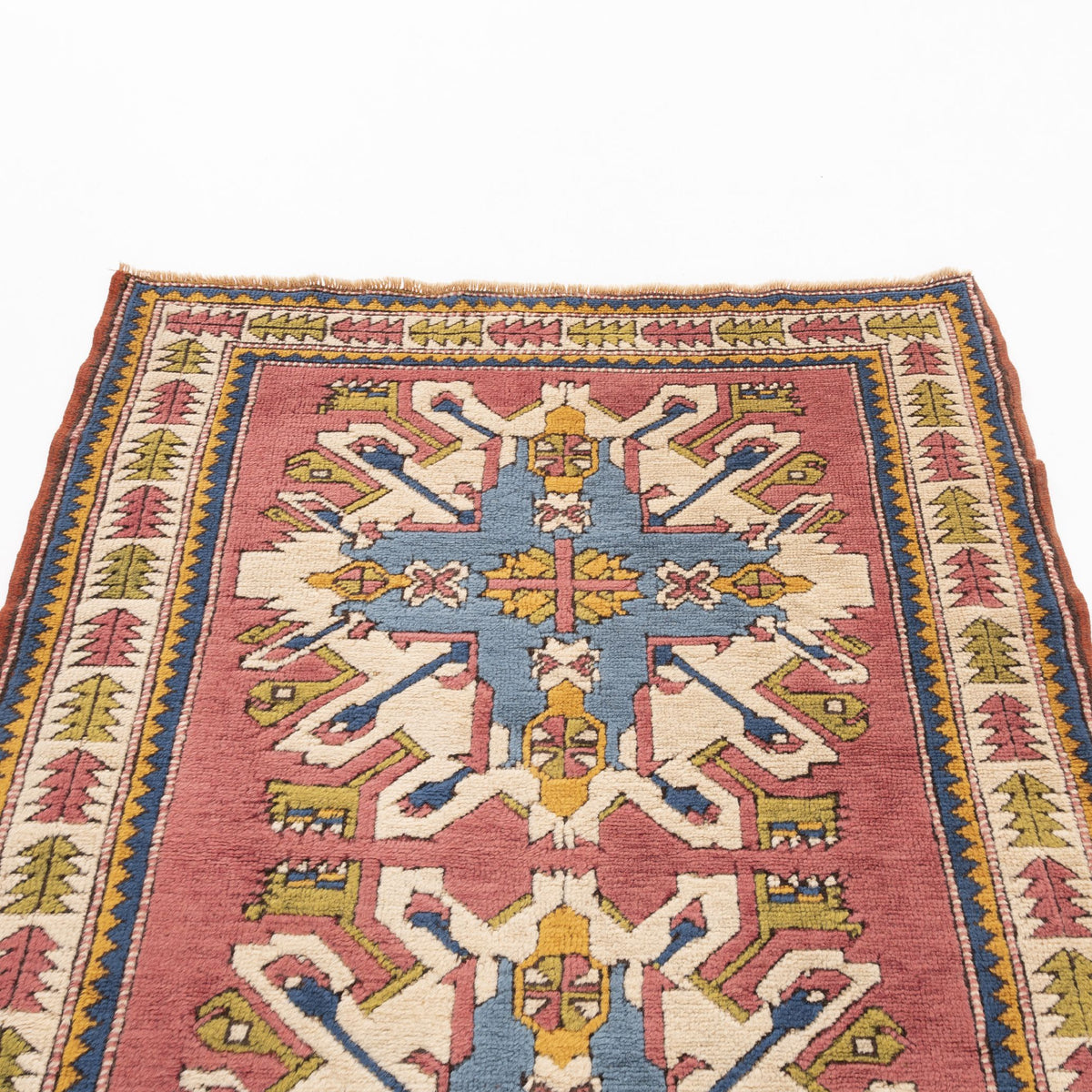 Baikara - (4'6" x 5'11") Oriental Turkish Rug