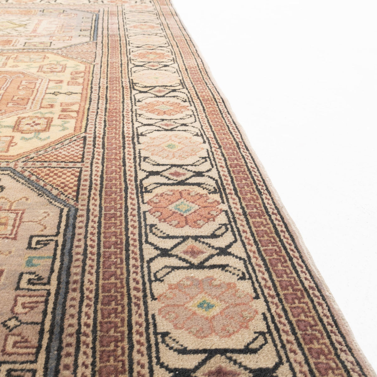 Atabai - (3'5" x 5'10") Oriental Turkish Rug