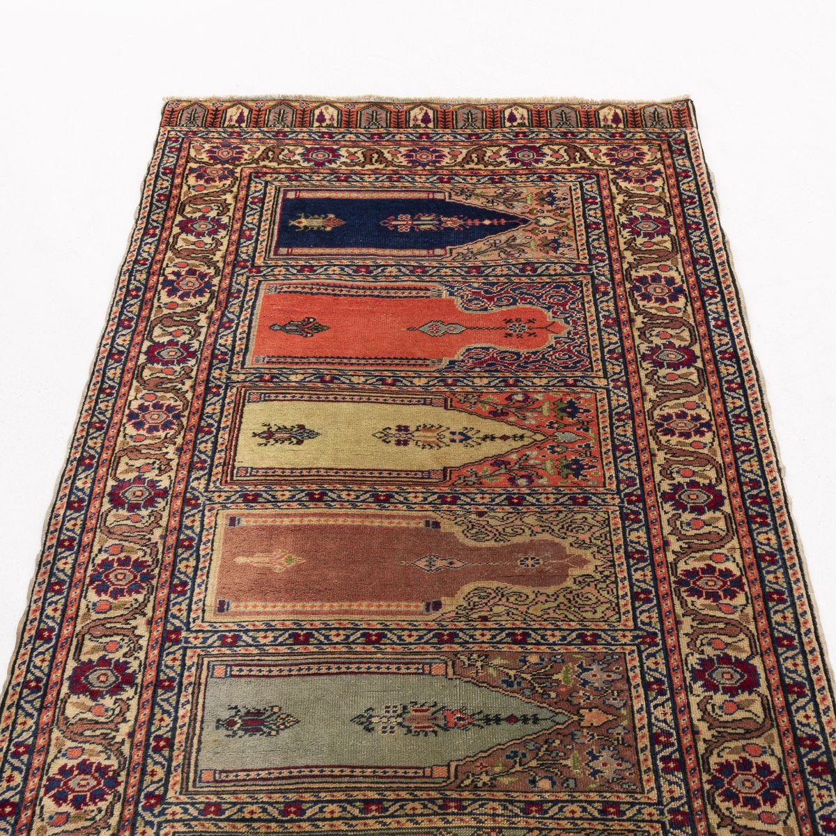 Sanjarbei - (3'4" x 9'4") Oriental Turkish Rug