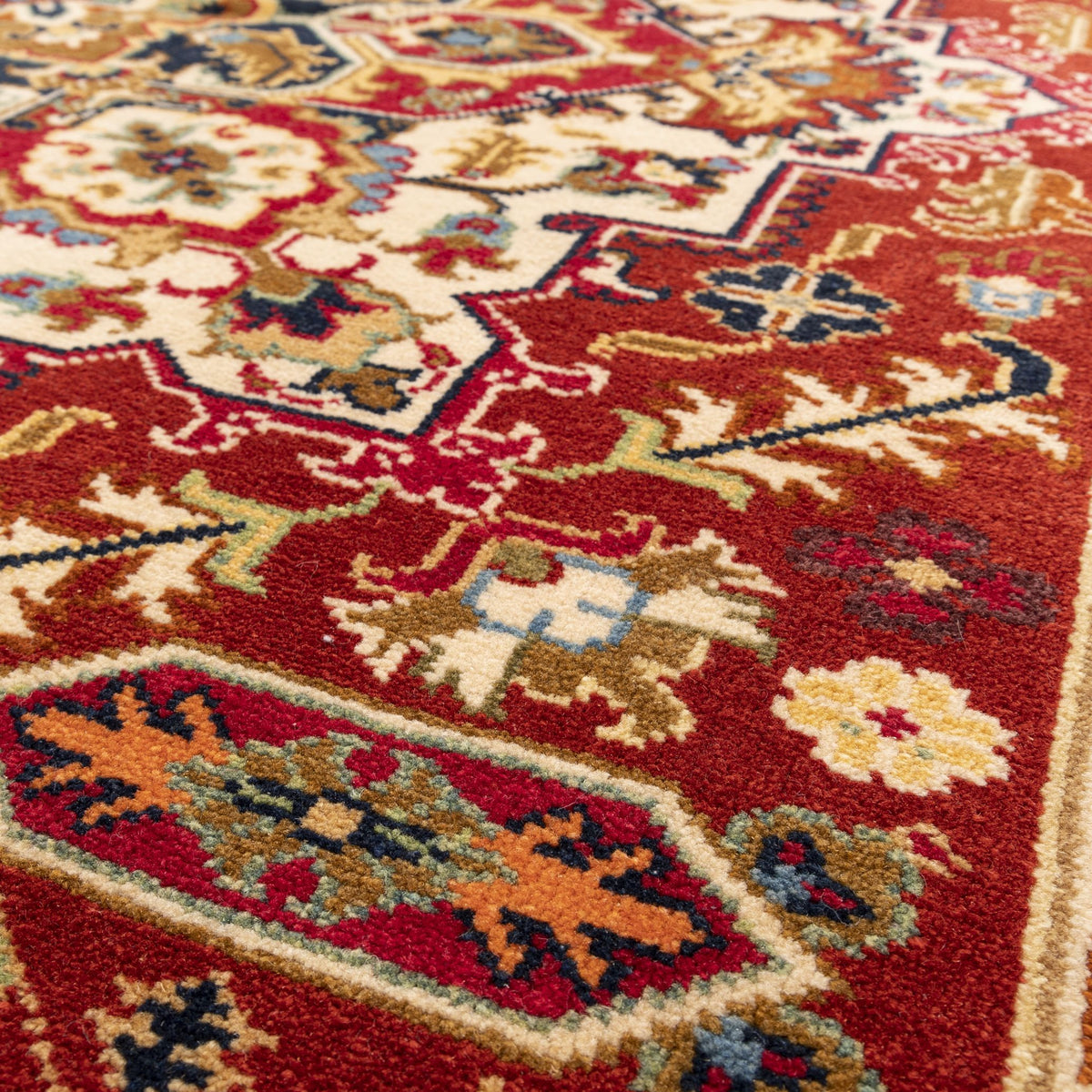 Nariam - (6'8" x 9'5") Oriental Turkish Rug