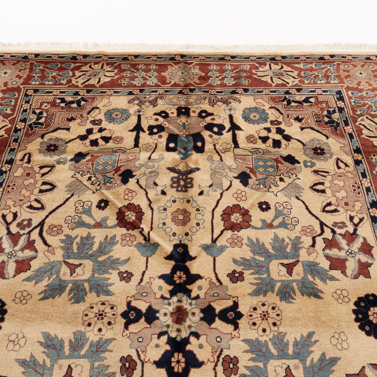 Eynehan - (6'1" x 7'6") Oriental Turkish Rug