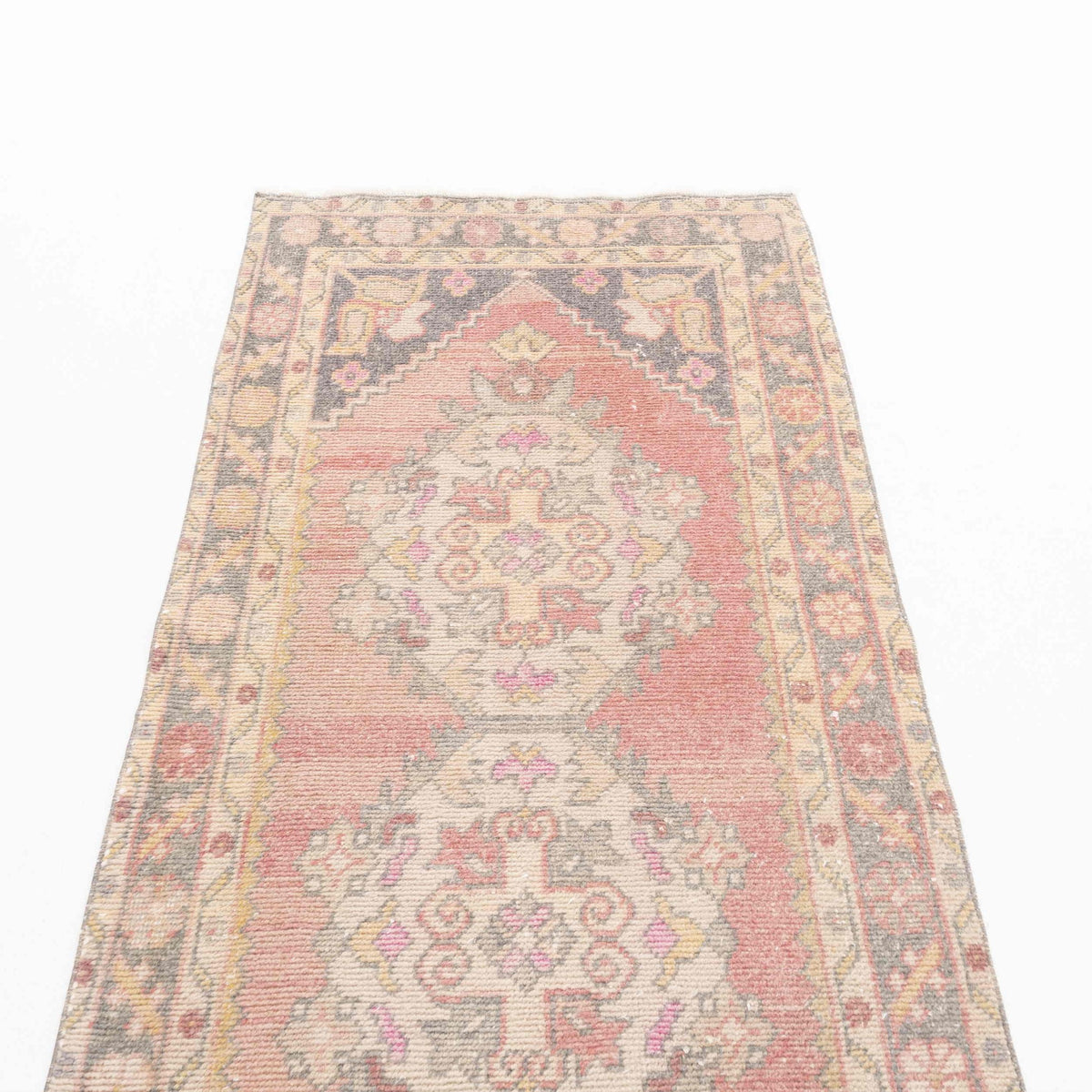 Dzorakan - (2'11" x 9'6") Vintage Turkish Rug