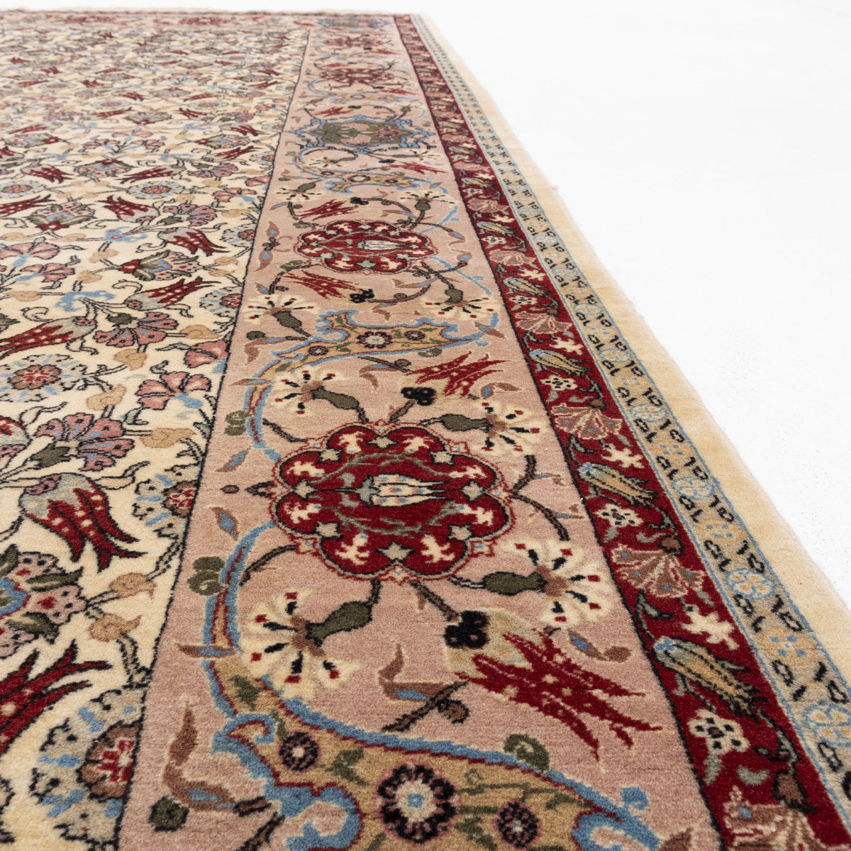 Enderun - (5'3" x 10'9") Oriental Turkish Rug