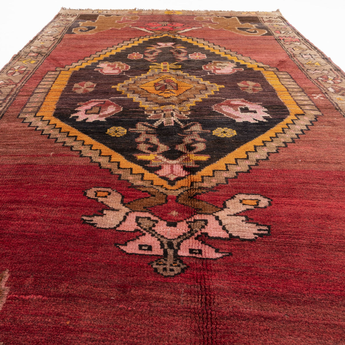 Tyana - (5'1" x 10'4") Vintage Turkish Rug