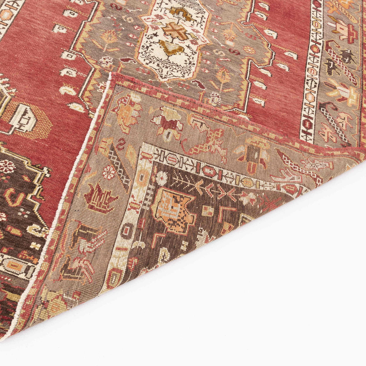 Dhambath - (5'3" x 8'5") Oriental Turkish Rug