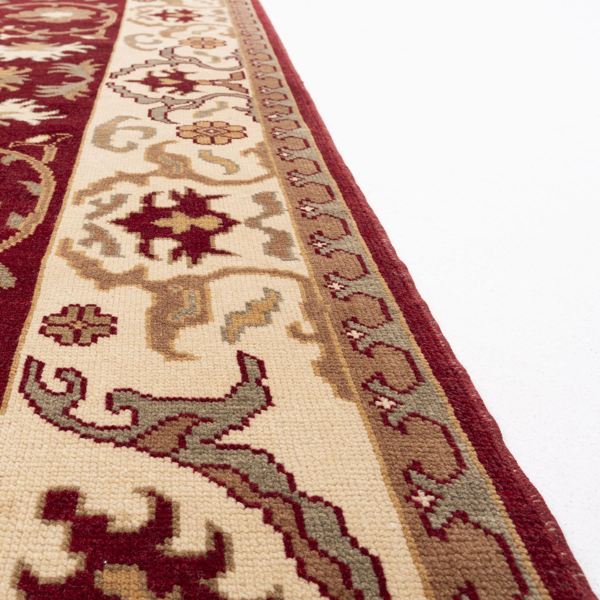 Temeno - (4'2" x 6'1") Oriental Turkish Rug