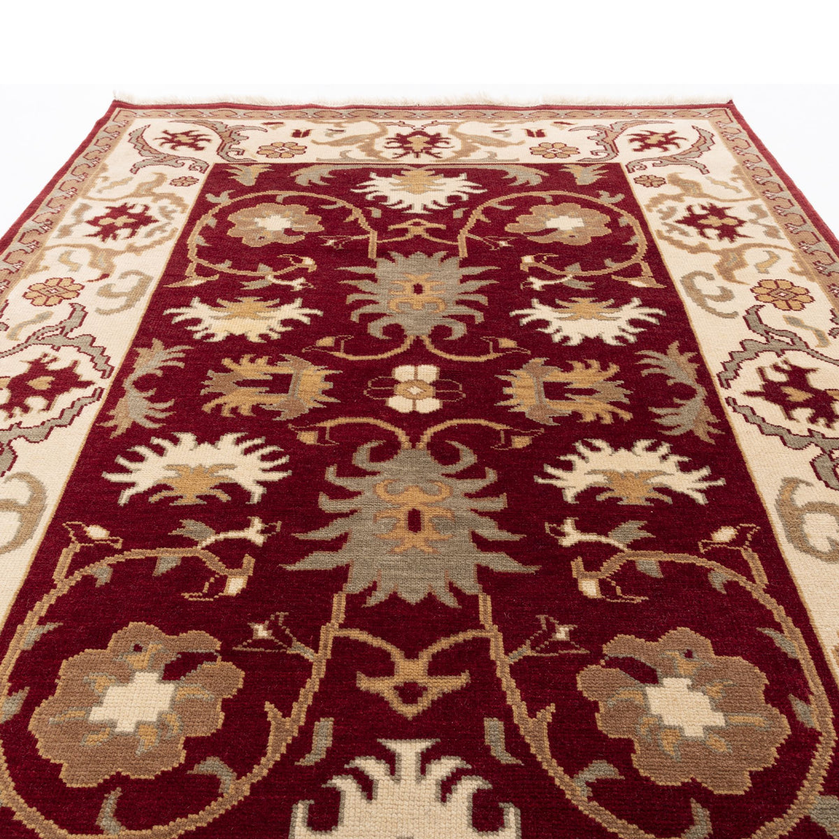 Temeno - (4'2" x 6'1") Oriental Turkish Rug